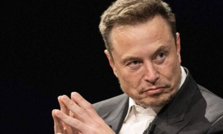 Elon Musk presenta Grokipedia para competir con Wikipedia