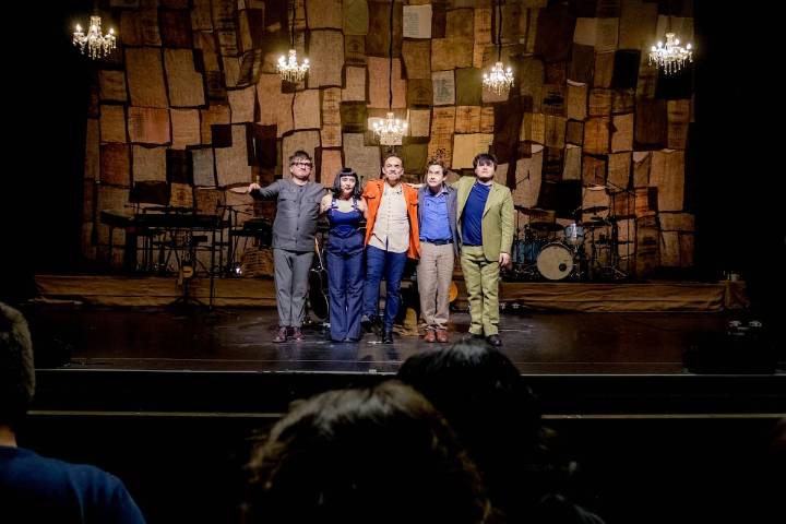 Los Bunkers reciben tributo en su tierra: Talcahuano bautiza una plaza en su honor