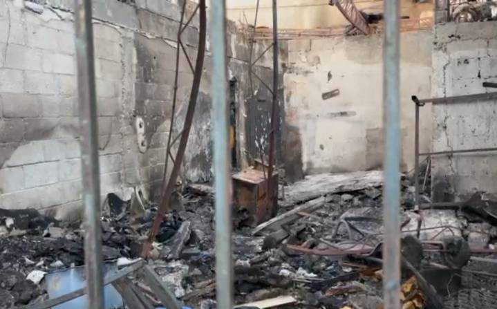 Juárez: Incendio deja a una persona en situación de calle sin vida