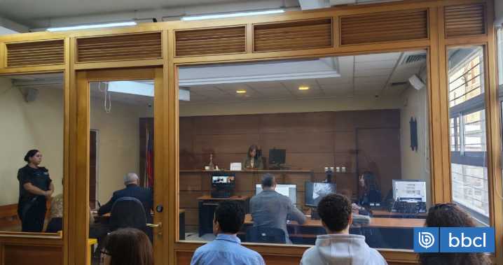 Amplían detención de alumno que atacó a profesor de la UTFSM: estaría bajo tratamiento psiquiátrico