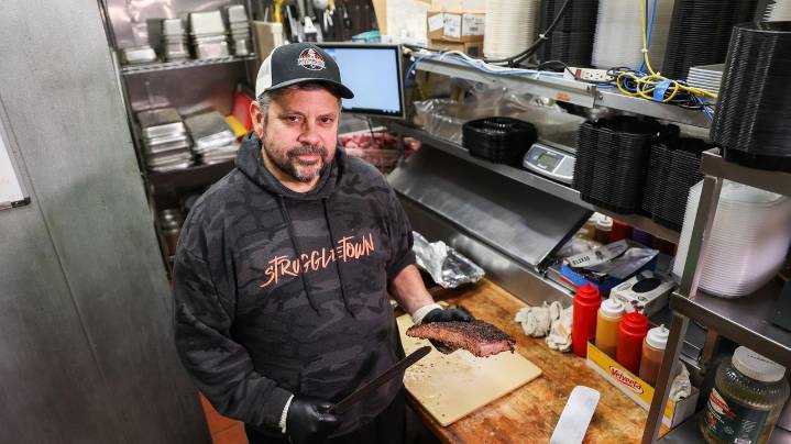 Long Island restaurant owners to offer free food to SNAP recipients