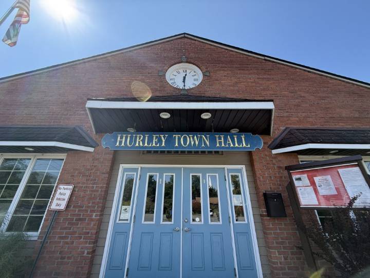 Hurley: Debbie Dougherty, Griff Liewa win Town Board seats