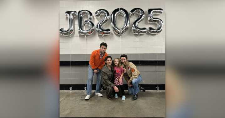 TikTok post helps girl with heart condition meet Jonas Brothers in Detroit