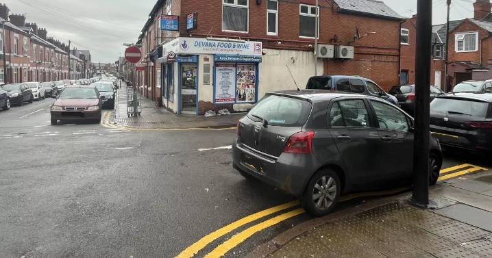'It's about time' say residents as new parking scheme rolled out for busy Leicester road