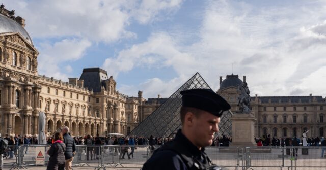 Paris Prosecutors Announce Four More Arrests over Louvre Jewel Heist