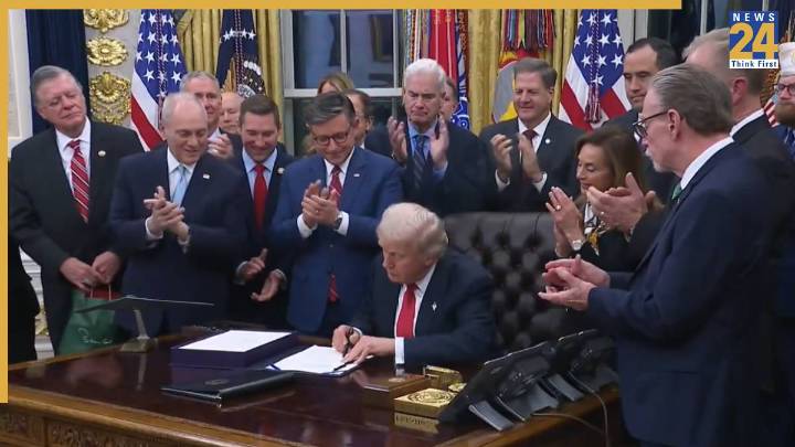 Donald Trump signs Bill to end longest shutdown in U.S. History, holds Democrats accountable