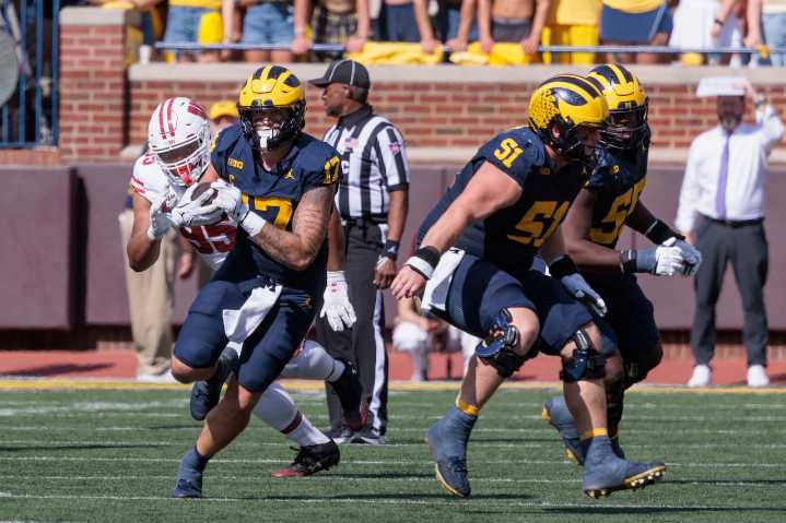 Tight ends quietly powering Michigan football’s revamped offense