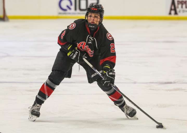 Girls Hockey: Wayzata capitalizes on Alexandria miscues to pull off win