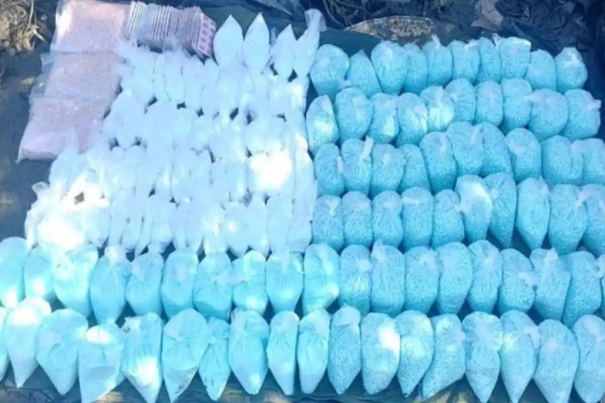 Fuerzas federales decomisan más de 450 kilos de metanfetamina en tres operativos simultáneos en México