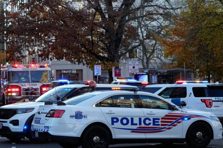 Dos guardias nacionales mueren tras tiroteo en las cercanías de la Casa Blanca