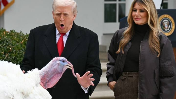 Trump Questions Whether Turkeys He Pardoned Are Really MAHA Because They're 'Fat'