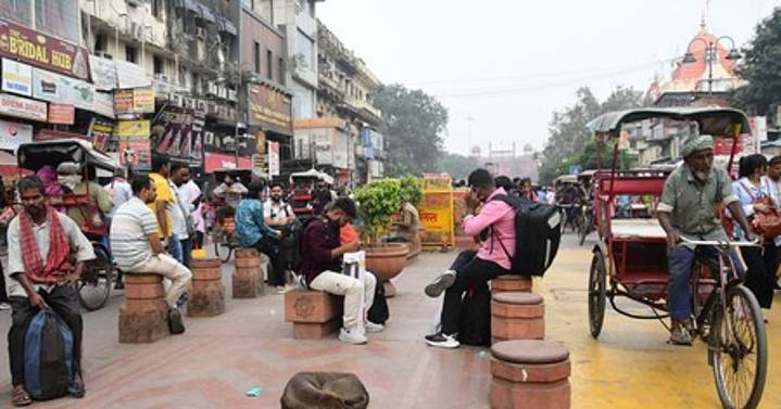 'Body parts had flown till temple gate': Fear and unease in Chandni Chowk day after Delhi blast