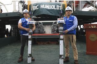 Lanzan dos nuevos robots submarinos para monitorear el océano