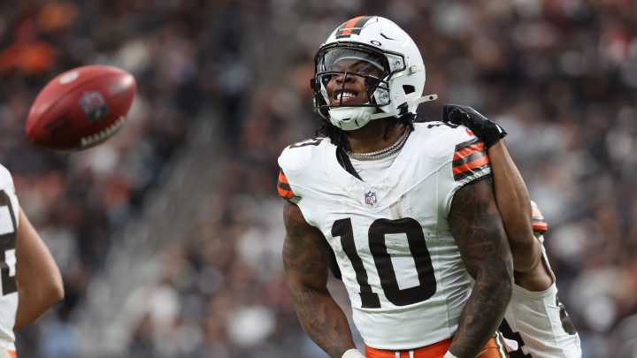 Shedeur Sanders, Browns vs Raiders in NFL Week 12 game