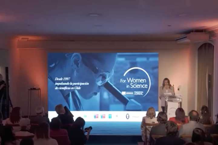 Premio For Women in Science de L'Oréal y Unesco celebra a las nuevas líderes de la ciencia chilena