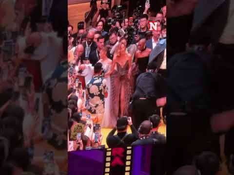 Fan Charges At Ariana Grande At 'Wicked: For Good' Premiere In Singapore