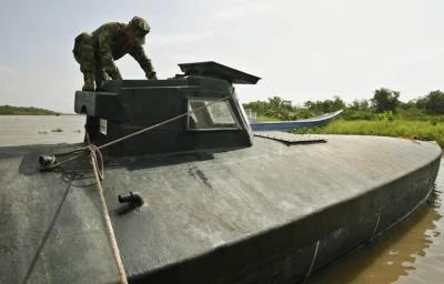 Lanchas rápidas y sumergibles, la flota narco para sacar cocaína del Pacífico colombiano