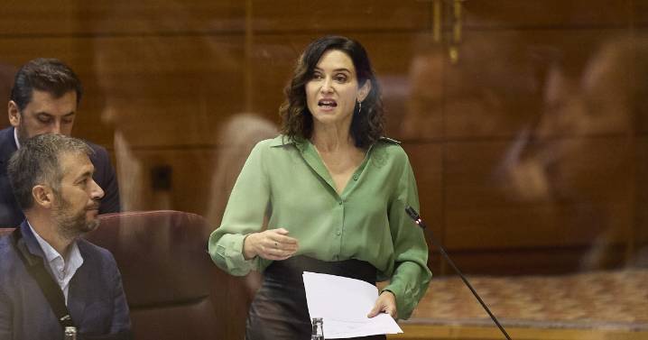 Ayuso arremete contra la «ejecución memorable» del PSOE con Leguina por disentir de Sánchez
