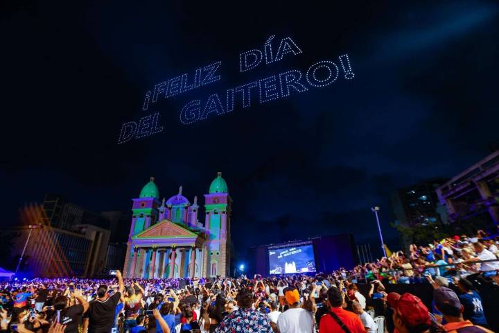 Niños rinden homenaje al Día del Gaitero con El Parroquiano en el alma