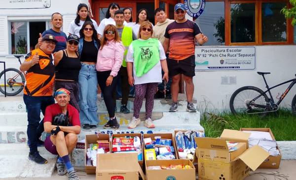 Grupo de cicloturismo «Ángeles Caídos» entrego donación en Aldea Sepaucal