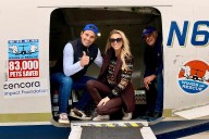 Giuliana Rancic Helps Organize Rescue Flight to Save 109 Shelter Dogs