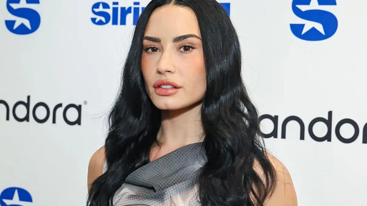 'No One Concerned Her Ribs Are Showing?': Demi Lovato's Jaw-Dropping Bikini Photos Has Fans Zooming In on He Lean Figure for All the Wrong Reasons