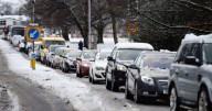 Met Office says 'safer not to drive' over UK snow warning