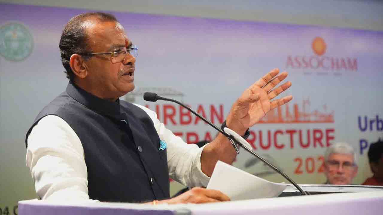 Telangana Road Projects Worth 60,799 Crore Announced: Komatireddy