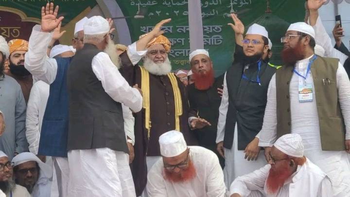 Pakistani Clerics Pressurise Bangladeshi Government To Bring In Blasphemy Law