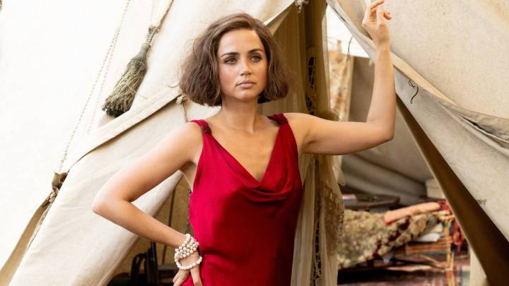 Sydney Sweeney & Ana de Armas' "Wild" R-Rated Thriller Finally Lands Netflix Streaming Date