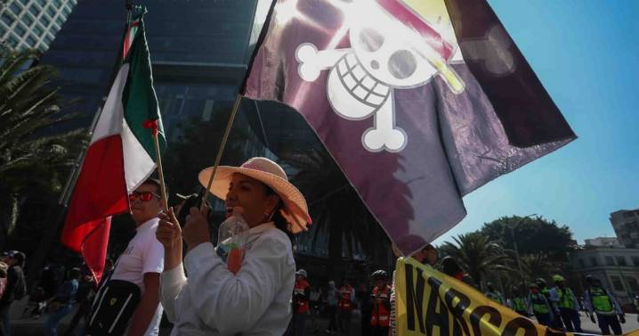 Seguridad de Jalisco ofrece disculpa pública por agresión a periodistas durante marcha de la Generación Z; dos policías están siendo investigados