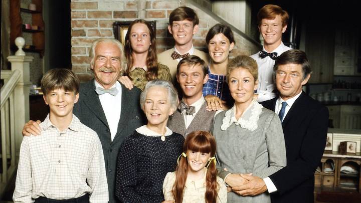 The Waltons TV show legend delights fans with hilarious behind