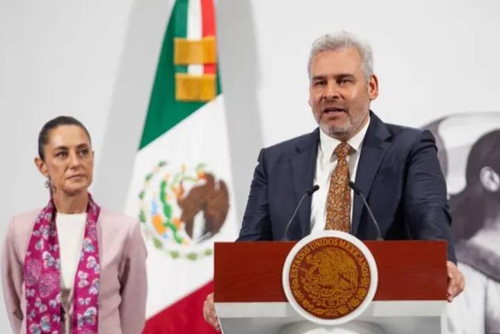 Gobernador de Michoacán estuvo en reunión de gabinete