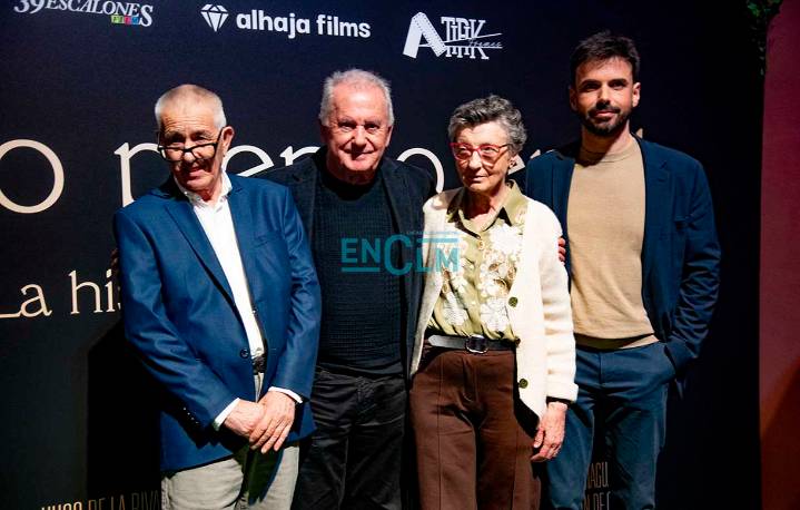 Fotos | El preestreno en CiBRA de «Solo pienso en ti», el documental que cuenta la historia real que inspiró el gran tema de Víctor Manuel