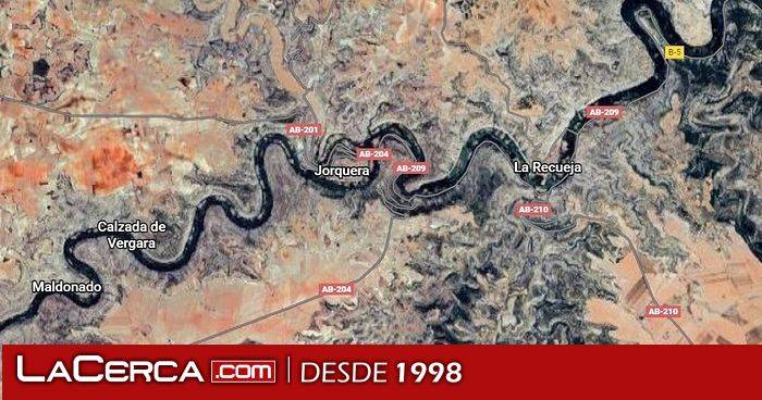 Reabre al tráfico la AB-204 a la altura de Jorquera tras haber sido cortada por un desprendimiento de pidras