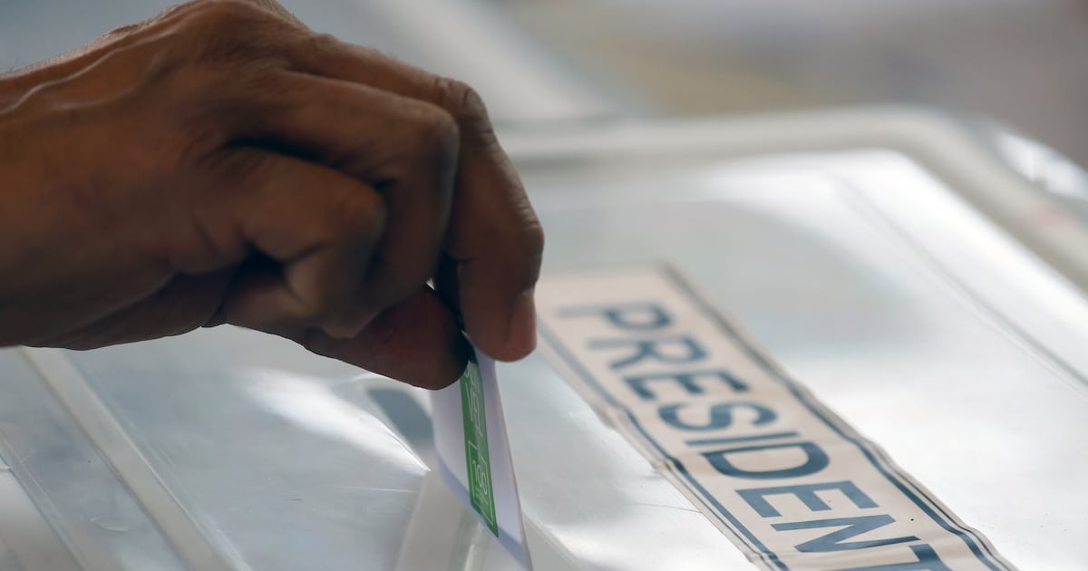 Gobierno destaca normalidad en jornada electoral y alto despliegue logístico dentro y fuera del país