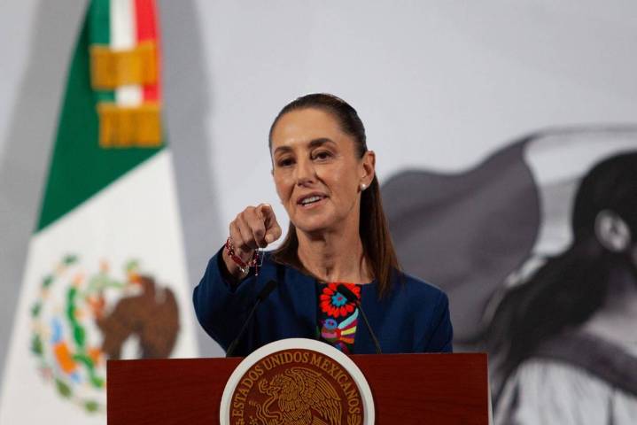 Rechaza Sheinbaum versión de atentado contra embajadora israelí y evita confrontación diplomática
