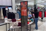 U.S. Black Friday online sales hit record $11.8 billion, Adobe reports