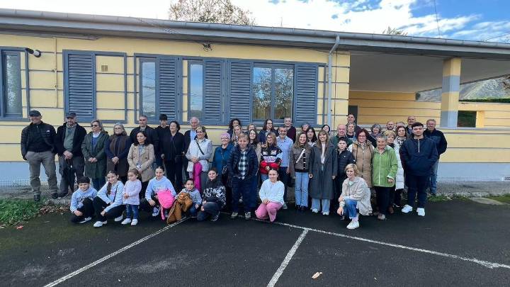San Roque del Acebal celebró el 30.º aniversario de su escuela