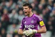 Eddie Howe defends Nick Pope after error leads to Newcastle collapse in France
