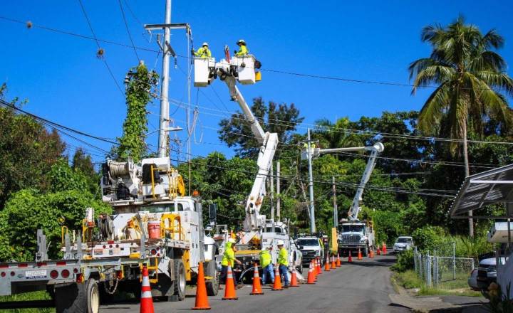 LUMA realiza trabajos de mantenimiento y modernización para fortalecer la red eléctrica