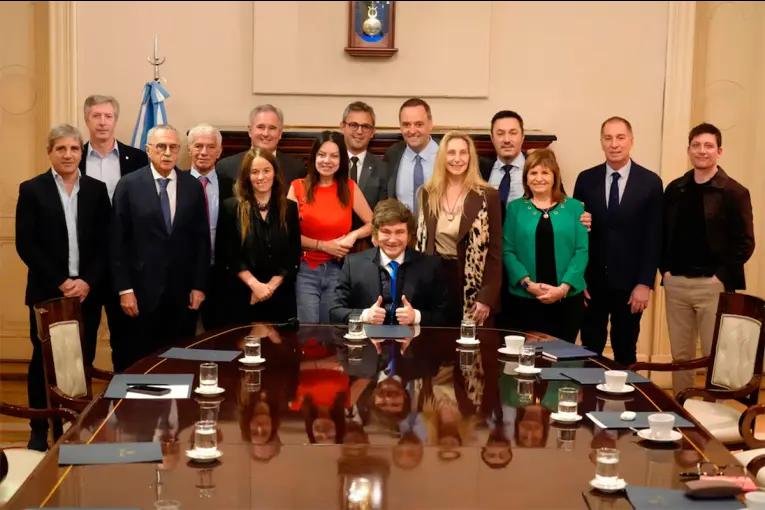 Javier Milei encabezó la primera reunión con su nuevo Gabinete