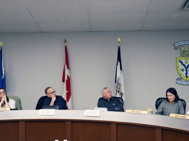 Whitecourt council buys $2.1M in new buses to serve transit users | Grande Prairie Daily Herald Tribune