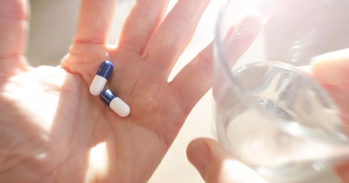 People who take paracetamol, codeine and ibuprofen given 10