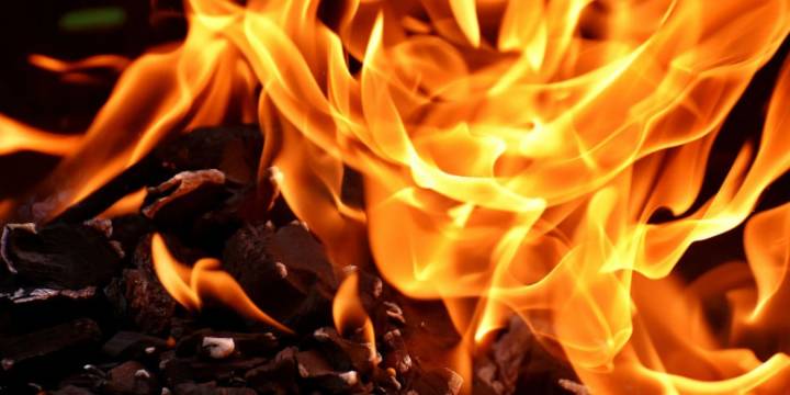 One person dies after aggressive Goldsboro house fire