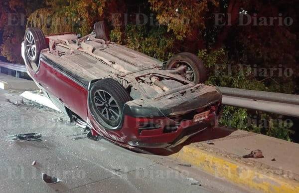 Fuerte choque en el Teófilo Borunda; hay dos lesionados