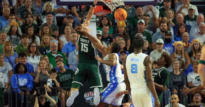 Jeremy Fears Jr. leads No. 11 Michigan State to victory over No. 16 North Carolina with 19 points
