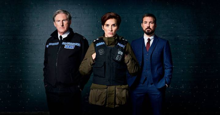 Line of Duty star warns 'twisted' scammer is impersonating her to steal fans' money