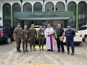 Philippine bishops urge military not to destabilize the Marcos government