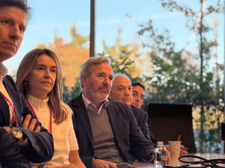 Todas las imágenes | Las primeras 48 horas de Azcón en Virginia, el lugar donde Aragón se inspira por los 'data centers'